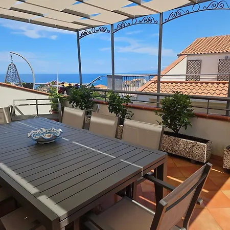 펜션 Le Terrazze 카스텔디투사