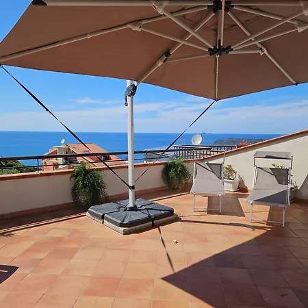 Le Terrazze 카스텔디투사