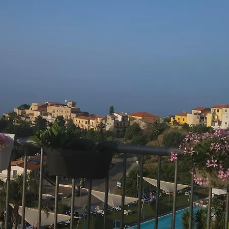 Le Terrazze Feriehus Castel di Tusa